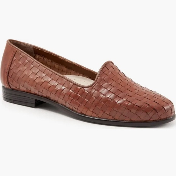 Trotters Women’s Liz Slip-On Loafer size 11 M Casual - Picture 1 of 13